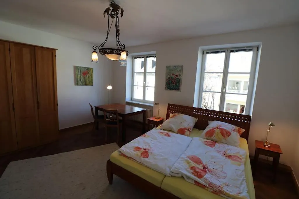 Apartmán Altbautraum Am Gaertnerplatz 120 M2 Mnichov 0*,  Německo